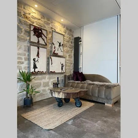 Апартаменты Tiny Gallery Gare Montparnasse